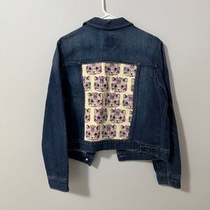 NWOT Old Navy Dark Blue Jean Jacket for Women with cat design panel on the back